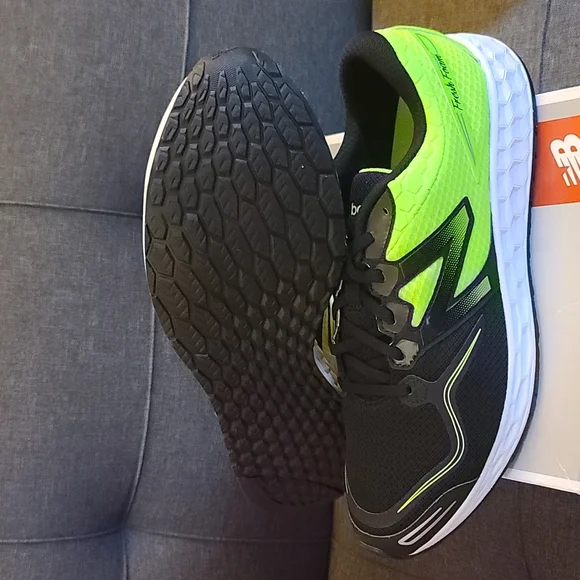 New Balance | Shoes | Mens New Balance Mvnzll Fresh Foam  display picture 2